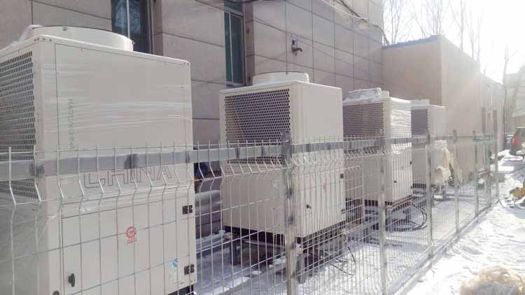 正旭空氣能熱泵泳池恒溫機(jī)組空氣能熱泵恒溫機(jī)組泳池?zé)岜庙椖堪咐龑嵟? alt=